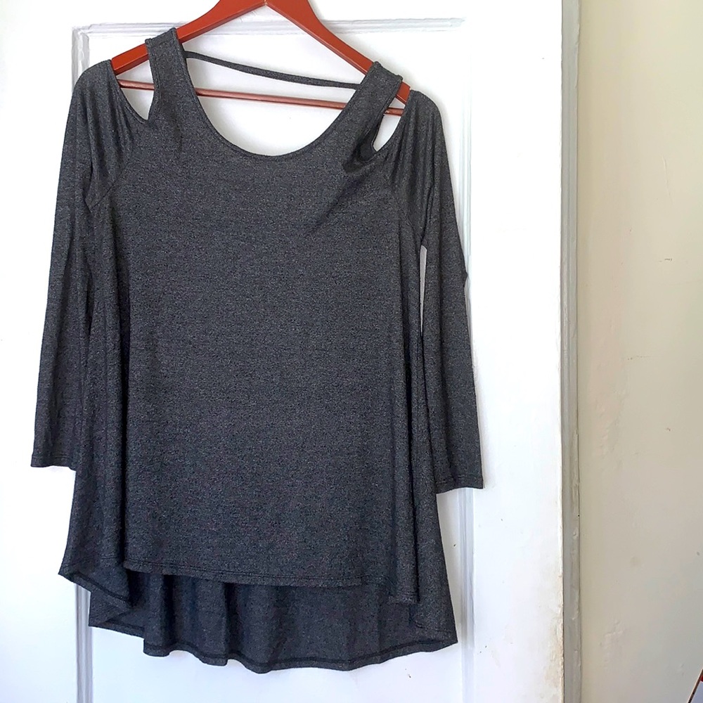 Acemi Cold Shoulder Tunic Sweater Size M